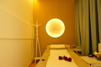 金华日式指压的寂静美学:在按压中听见雪落的声音